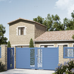 <p>Portail et terrain en pente : les solutions pour une installation harmonieuse et pratique</p>