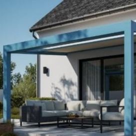 <p>Pergola à toile : une solution élégante pour profiter de sa terrasse</p>